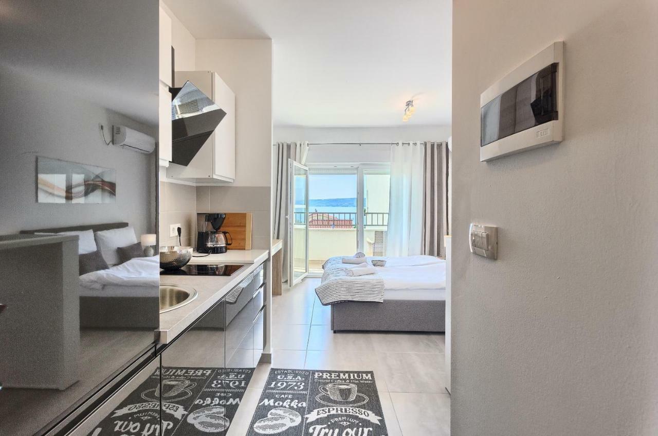 Modern Apartments With Sea View 150 Meters To Beach Kastela Exterior photo